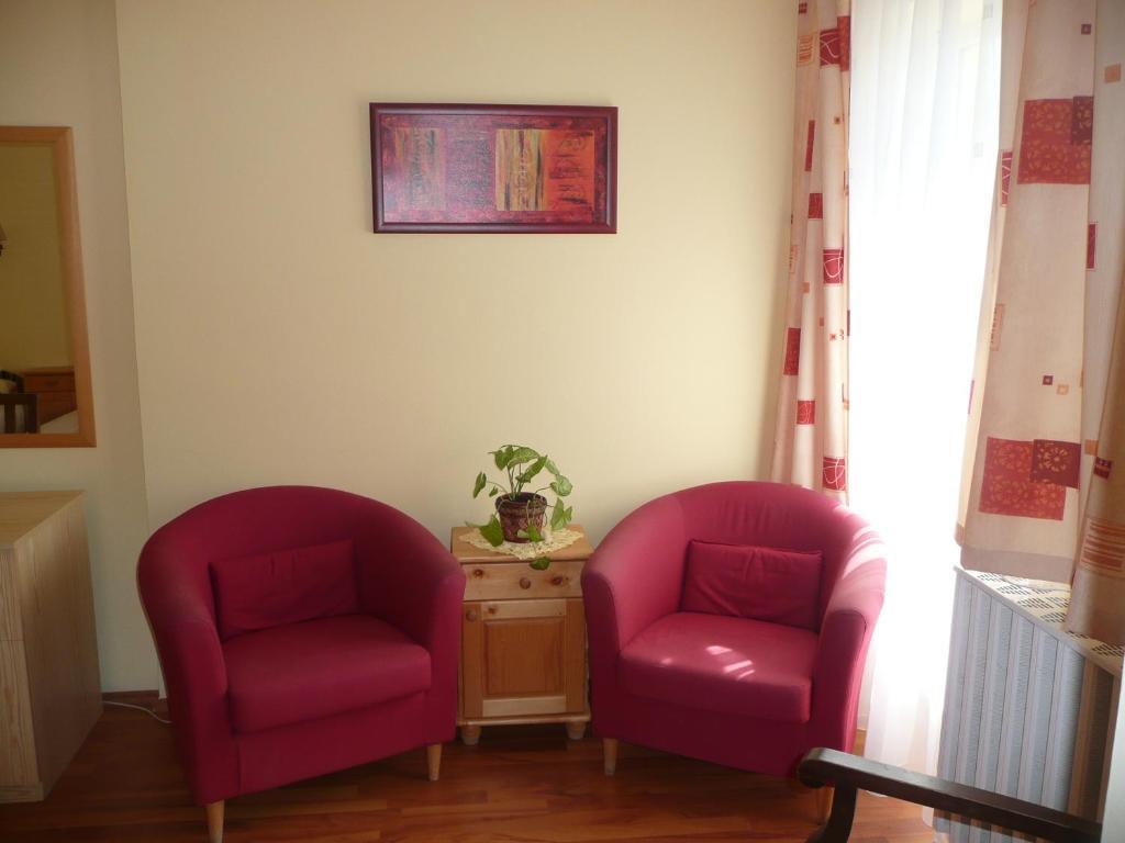 Kincses Vendeghaz Hotel Debrecen Room photo